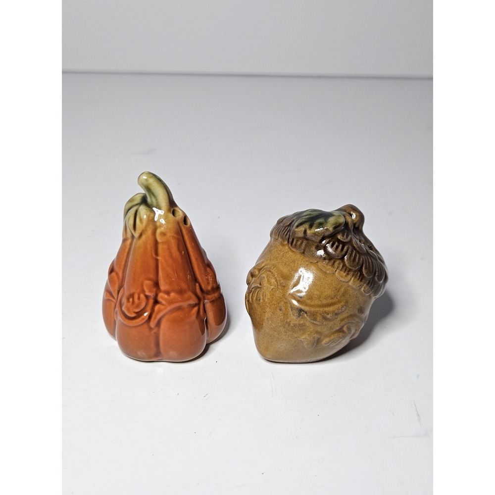 Cracker Barrel Ceramic Gourd Acorn Salt and Pepper Shakers Set Fall Decor - Picture 3 of 6